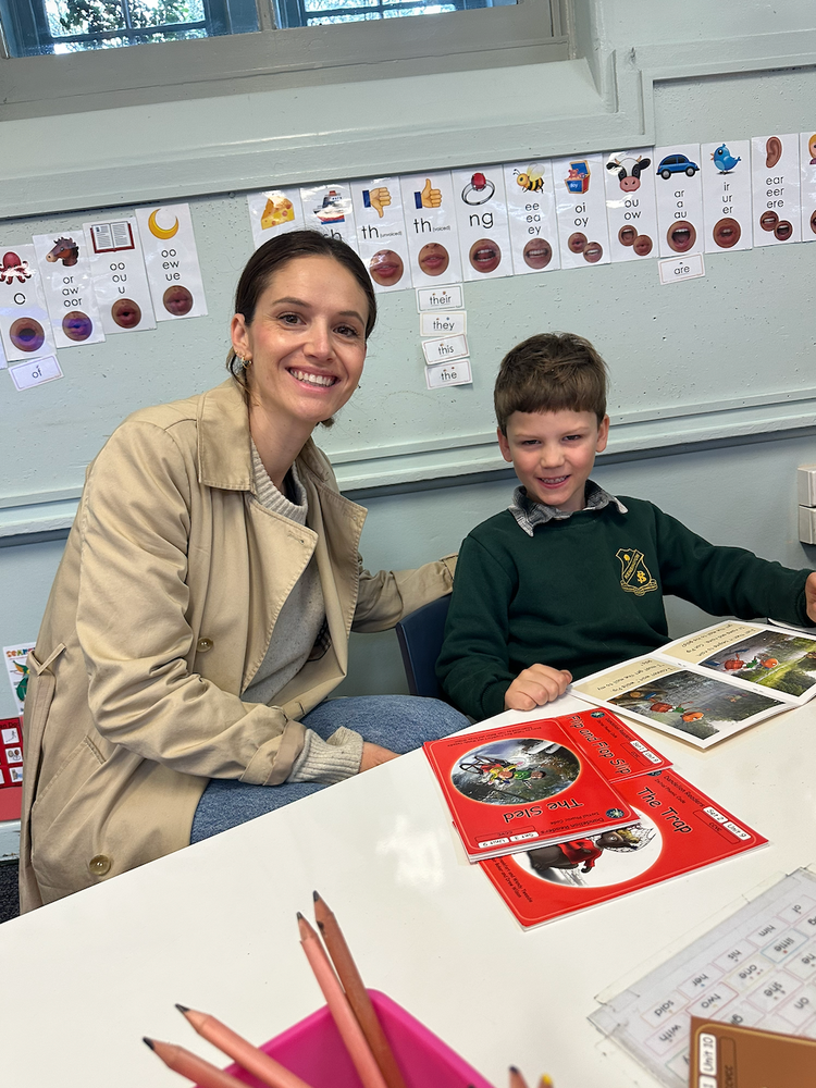 Parent and child during open classrooms